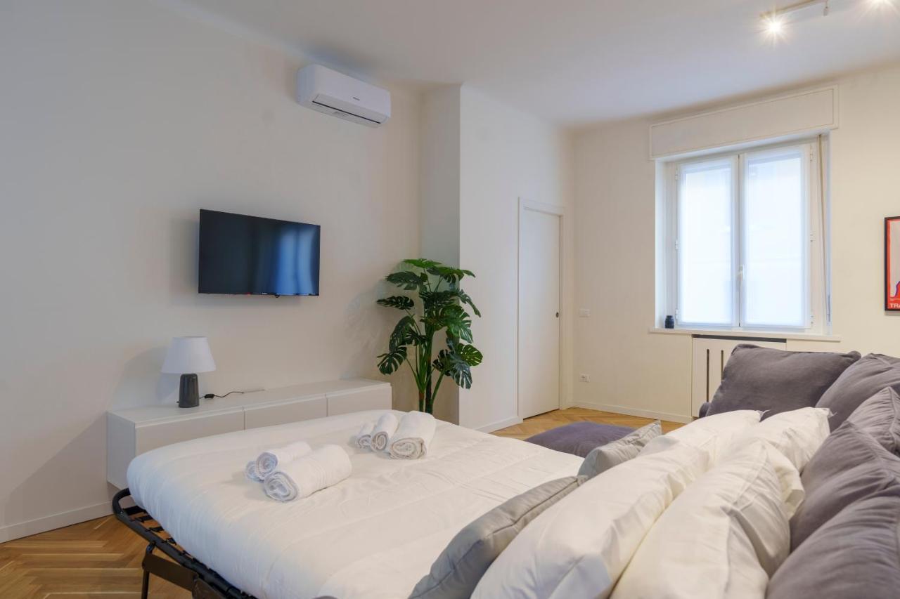 Duomo-Porta VeneziaLuxury Wifi E Netflix Apartment Милано Екстериор снимка